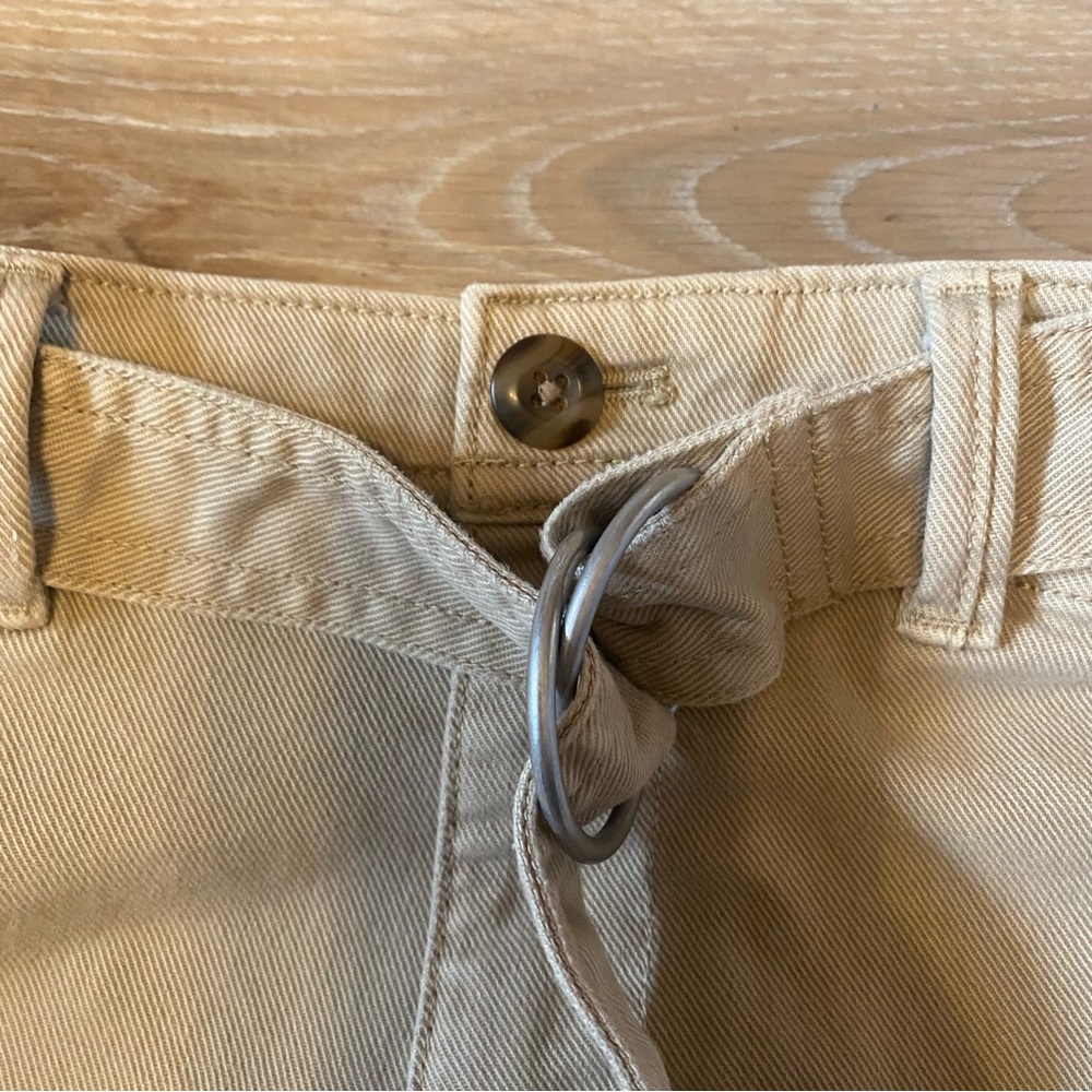 GAP Women’s Shorts 4” High Rise Khaki Belted Size 6 - Picture 3 of 6
